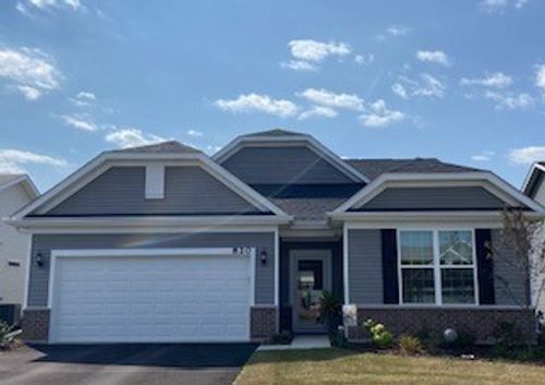 2810 Spring Cir S, Lindenhurst, IL, 60046-0147 | Card Image