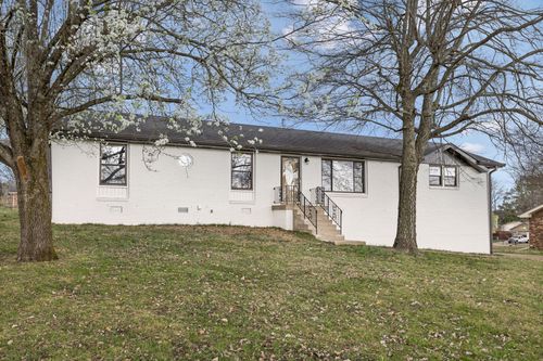 171 New Shackle Island Rd, Hendersonville, TN, 37075-2348 | Card Image