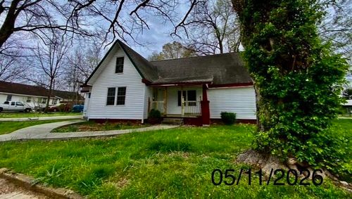 107 N West St, Decherd, TN, 37324-3139 | Card Image