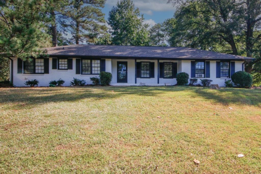 Fremont Dr, Stone Mountain, GA 30087
