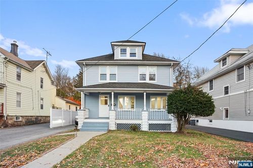 96 Montclair Ave, Little Falls, NJ, 07424-1320 | Card Image