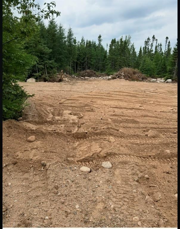 Land in Howley 3