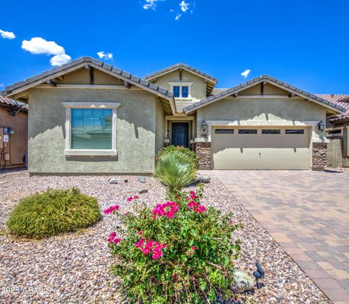 378 E Castle Rock Rd, San Tan Valley, AZ, 85143-6201 | Card Image