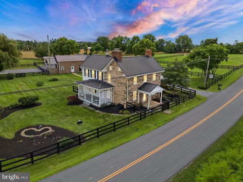 20596 Airmont Rd, BLUEMONT, VA, 20135-2109 | Card Image