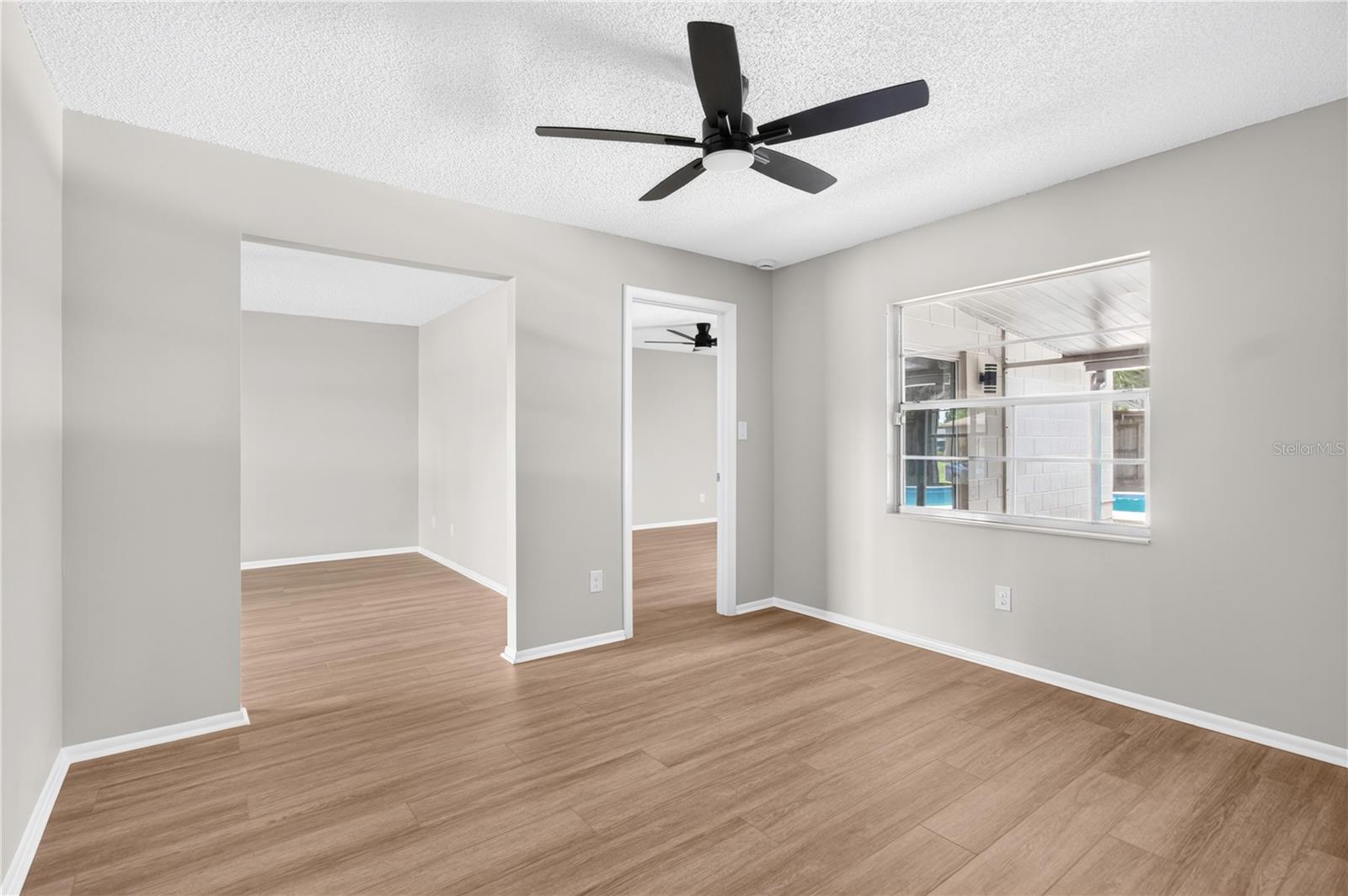 Residential in CASSELBERRY 4