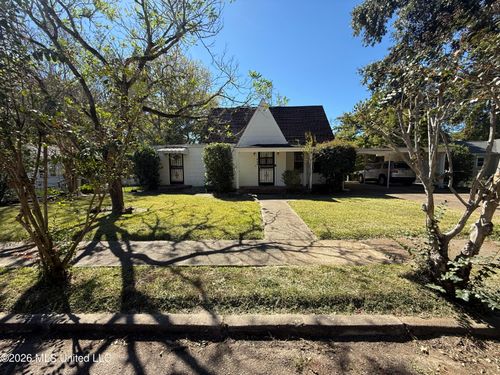 562 Ratcliff Place, Natchez, MS, 39120 | Card Image