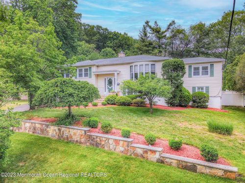 286 Ravenswood Street, Mountainside, NJ, 07092 | Card Image