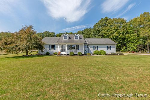 7731 Musson Rd, Six Lakes, MI, 48886-9512 | Card Image