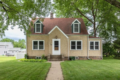 717 Broadway Ave, Wabasha, MN, 55981-1615 | Card Image