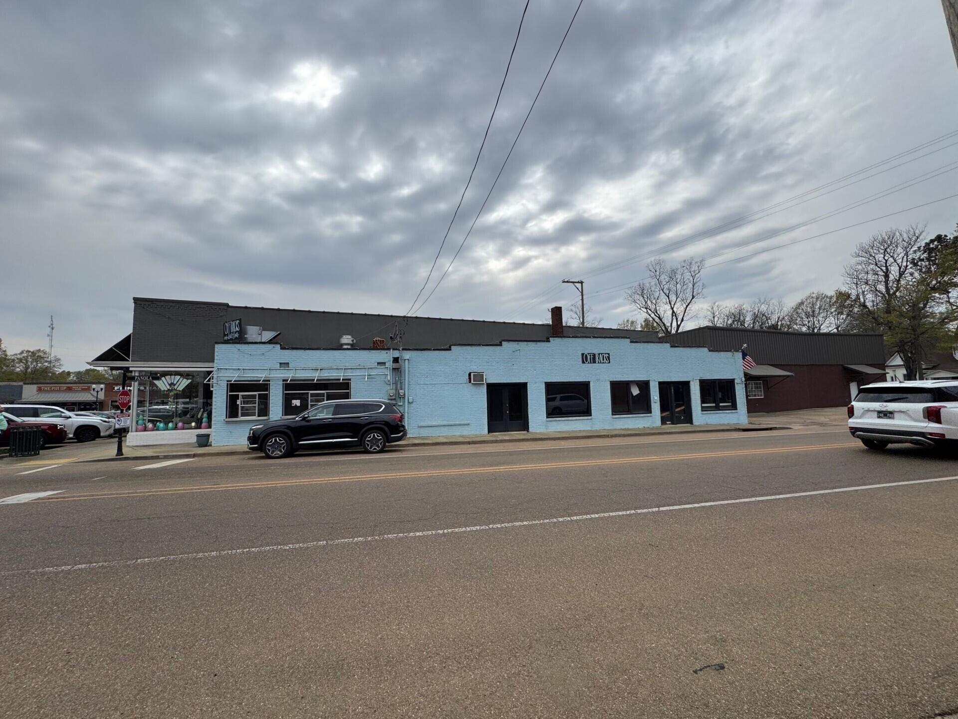 101 Panola Ave, Batesville, MS 38606