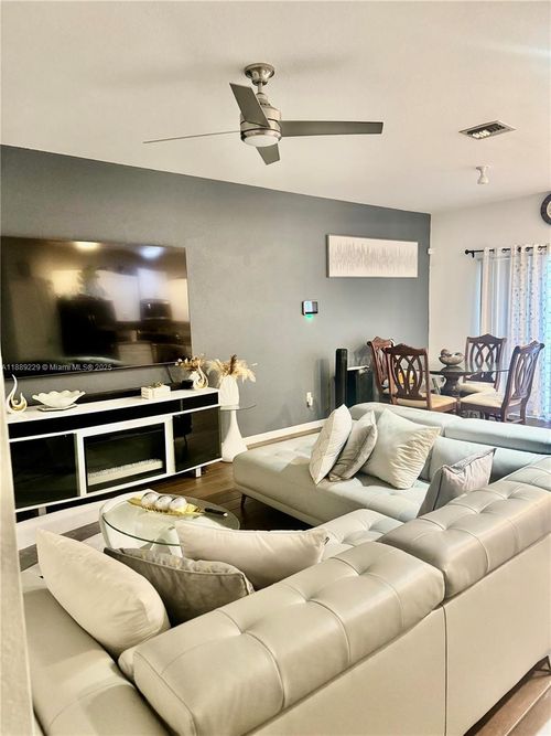 4039 Nw 11th St, Lauderhill, FL, 33313-6608 | Card Image