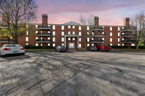 apt-20-10358 Chimney Rock Dr, Saint Louis, MO, 63146-5756 | Card Image