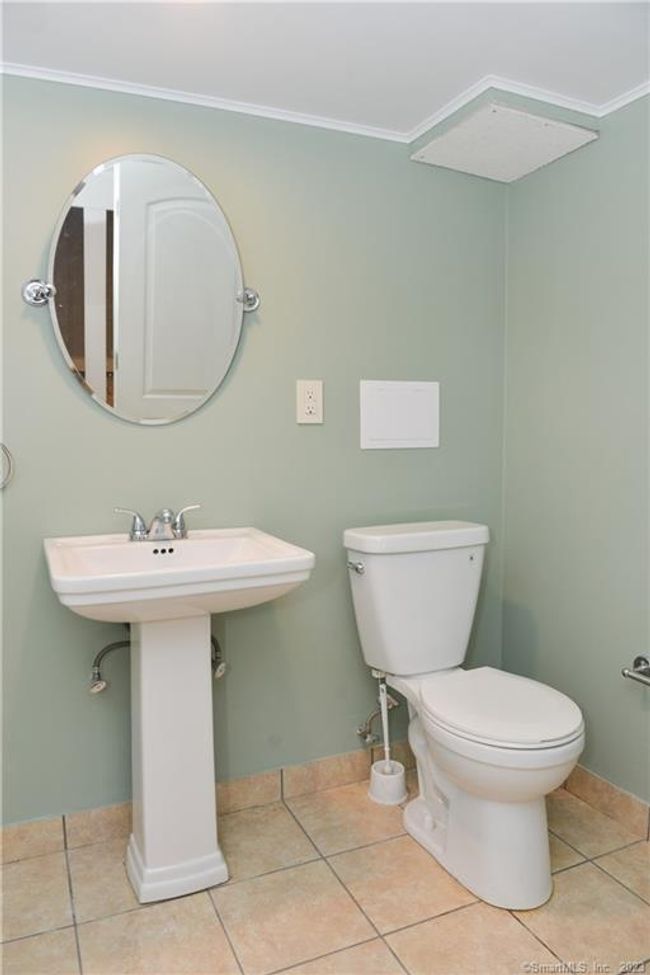 96 Harding St, House other with 3 bedrooms, 2 bathrooms and null parking in Wethersfield CT | Image 29