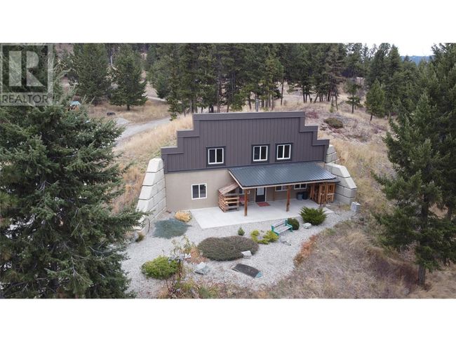 1910 Hulme Creek Rd, House other with 3 bedrooms, 2 bathrooms and 1 parking in Kootenay Boundary BC | Image 48