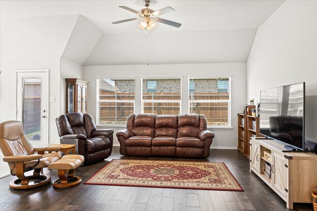 116 Cadyn Dr, House other with 3 bedrooms, 2 bathrooms and null parking in Keene TX | Image 17