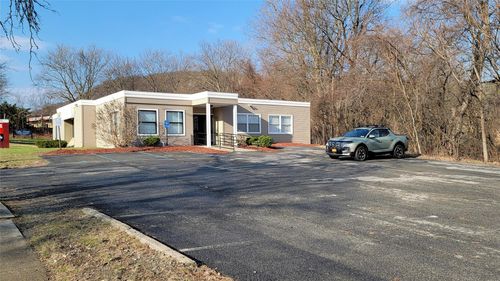 200 Lake St, Newburgh, NY, 12550-5243 | Card Image