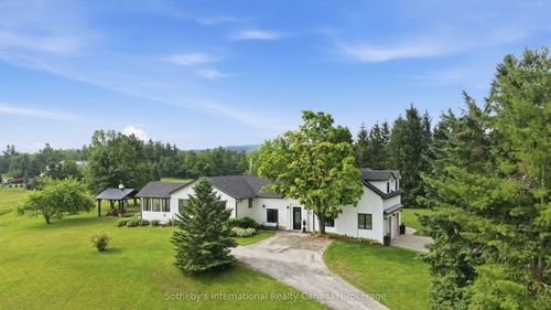 9263 County Rd, Duntroon, ON, L0M1H0 | Card Image