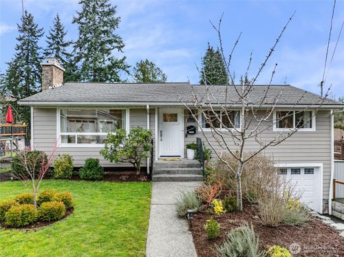 22207 54th Avenue W, Mountlake Terrace, WA, 98043 | Card Image