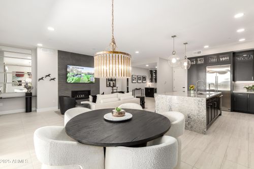 146-5250 E Deer Valley Dr, Phoenix, AZ, 85054-5715 | Card Image