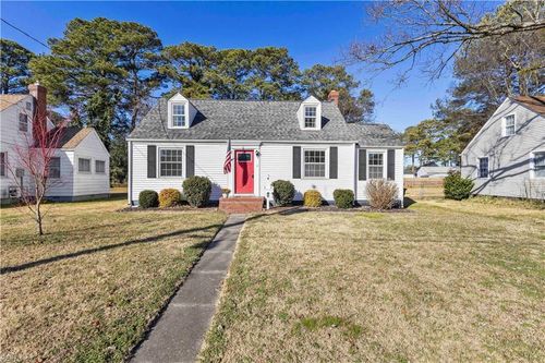 4 Montgomery St, Portsmouth, VA, 23707-1022 | Card Image