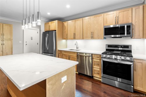 apt-2c-1133 Midland Ave, Yonkers, NY, 10708-6472 | Card Image