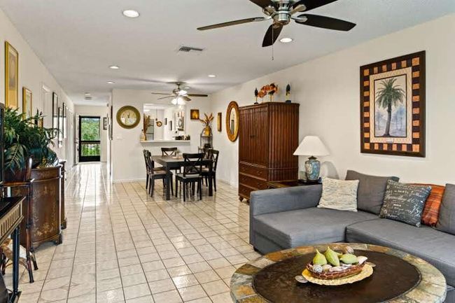 F - 13194 Lucinda Palm Court, Condo with 2 bedrooms, 2 bathrooms and null parking in Delray Beach FL | Image 4