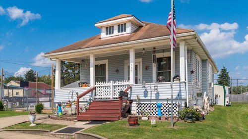 739 Arch St, Zanesville, OH, 43701-5701 | Card Image