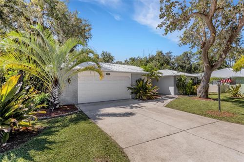 3736 Maple Hollow Ct, SARASOTA, FL, 34243-4804 | Card Image