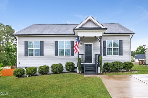 77 Dropseed Ln, Smithfield, NC, 27577-9666 | Card Image