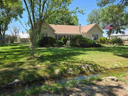 19063 Highway 550, Montrose, CO, 81403-8641 | Card Image