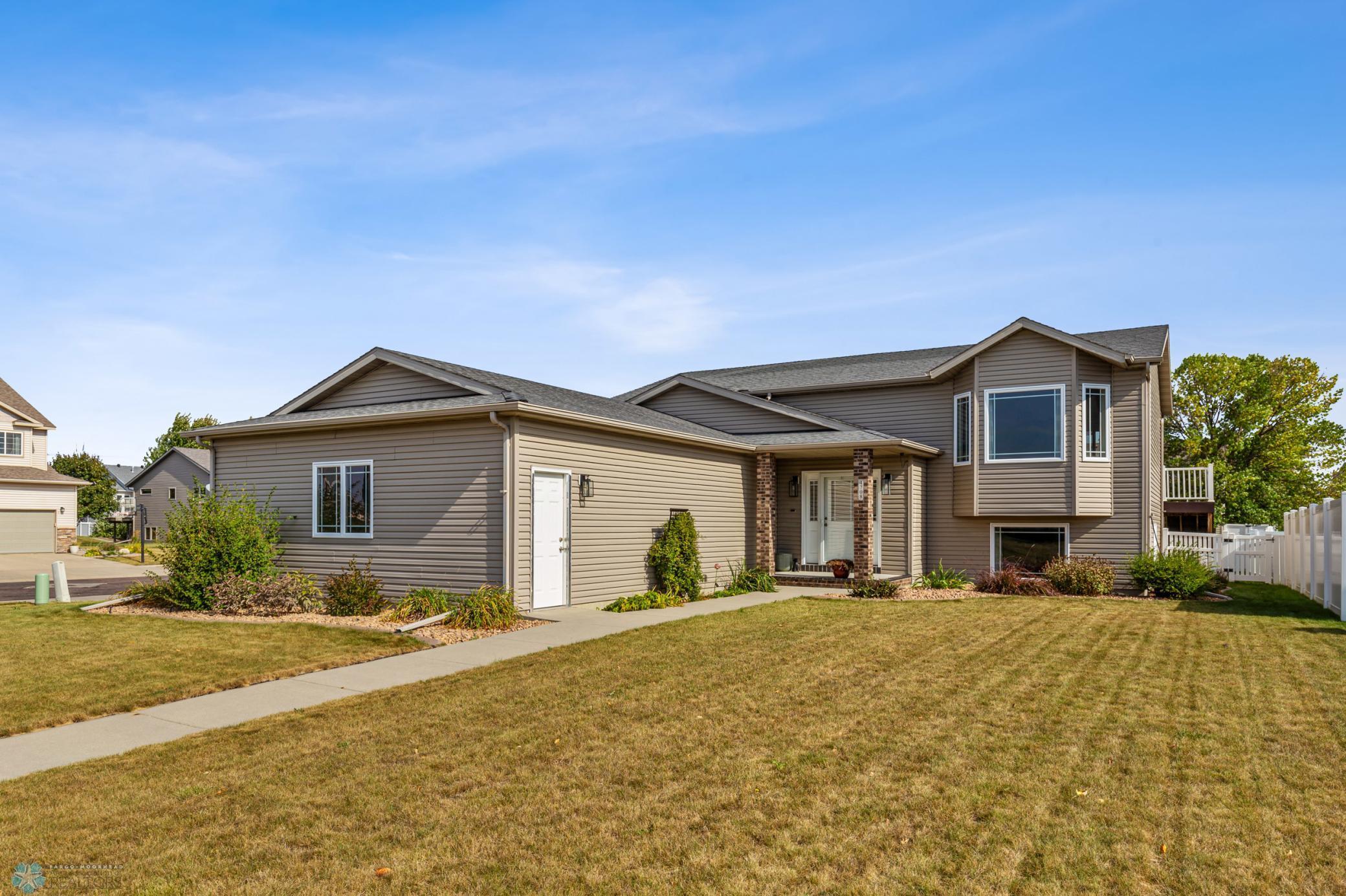 44th St, Fargo, ND 58104 #1