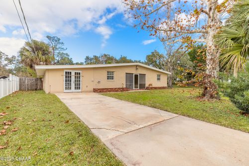 223 Charles St, Port Orange, FL, 32129-3425 | Card Image