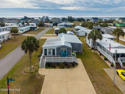201 Snow Goose Ln, Newport, NC, 28570-8070 | Card Image