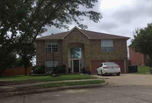 200 Tranquility Ln, Cedar Hill, TX, 75104-3156 | Card Image