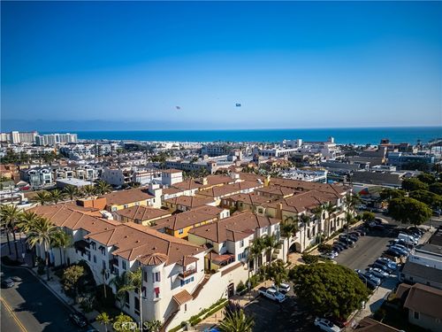 340 5th St, Huntington Beach, CA, 92648 | Card Image