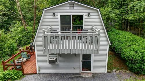 162 Wood Run, Hinesburg, VT, 05461-9078 | Card Image