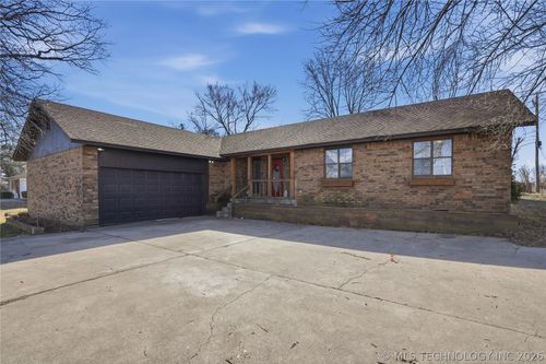 602 Ridge Dr, Sallisaw, OK, 74955-3045 | Card Image