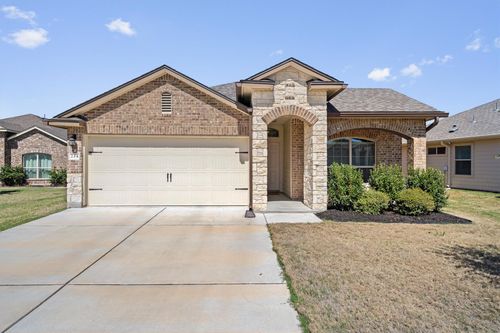 214 Nathaniel Dr, Taylor, TX, 76574-4538 | Card Image