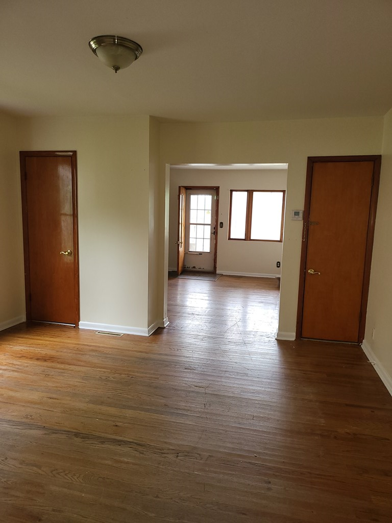 Residential in Follansbee 4