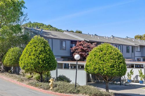 212 Sylvia Way, San Rafael, CA, 94903 | Card Image