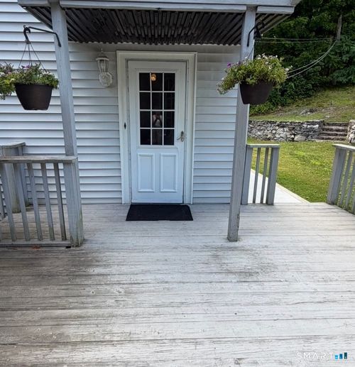 70 Wooster Ave, Waterbury, CT, 06708-2929 | Card Image