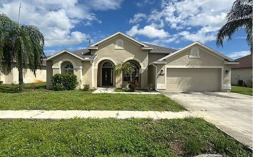 4560 Varsity Cir, LEHIGH ACRES, FL, 33971-2060 | Card Image