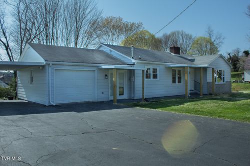 2400 Bradley St, Bristol, VA, 24201-3235 | Card Image