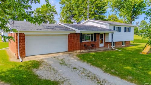 8885 400, Van Buren, IN, 46991-9702 | Card Image