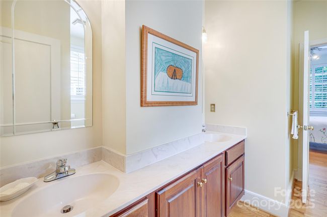 1021 Isleworth Ave, House other with 4 bedrooms, 4 bathrooms and null parking in Charlotte NC | Image 21