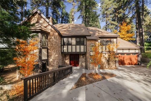 407 Giant Oak Cir, Lake Arrowhead, CA, 92352 | Card Image