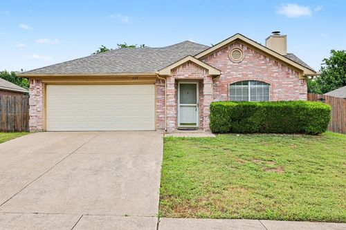 221 Los Angeles Dr, Glenn Heights, TX, 75154-2011 | Card Image