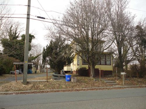 35 Cambria Ave, Pleasantville, NJ, 08232-2203 | Card Image