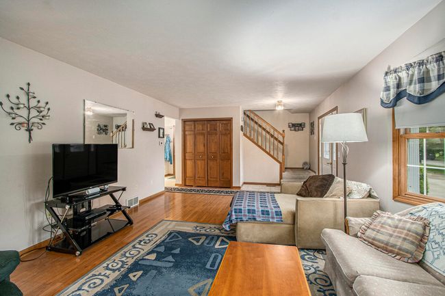1142 N Peach Ct, House other with 4 bedrooms, 3 bathrooms and null parking in Plainwell MI | Image 5