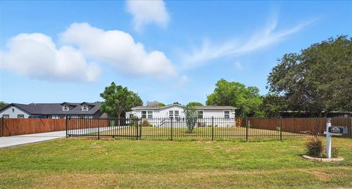 4514 Pecos Ln, Robstown, TX, 78380-5645 | Card Image